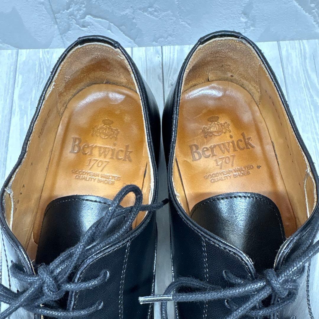 Berwick バーウィック 5217 ブラック ストレートチップ UK7