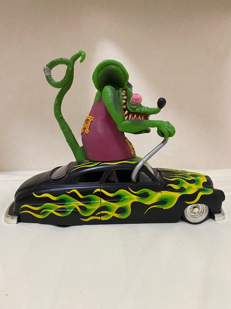 希少品】RATFINKラットフィンクMERCURYスレッドHOTRODムーン フィギュア