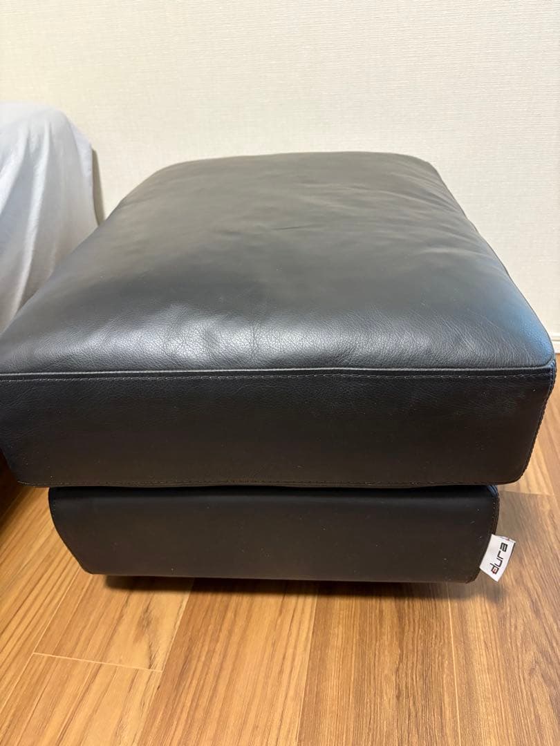dura 黒 レザー オットマン　【直接取りに来てくれる方限定】　値下げ！