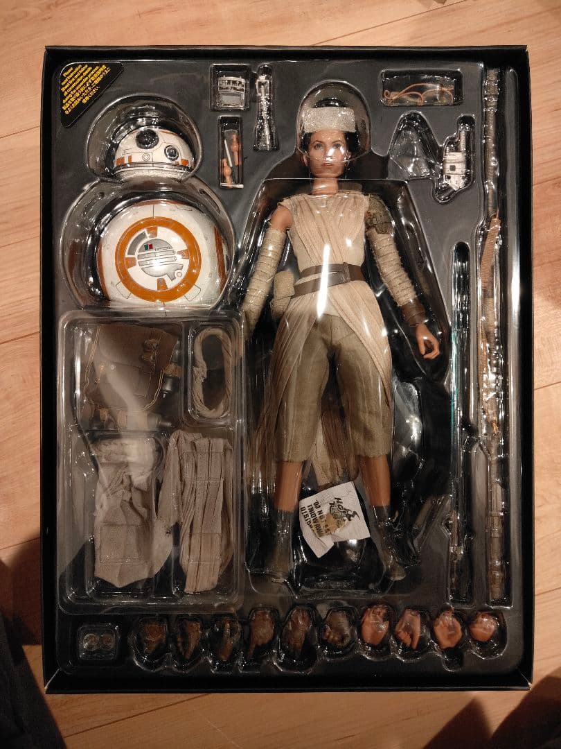 スターウォーズ レイ & BB-8 フィギュア　ホットトイズ　エピソード7
