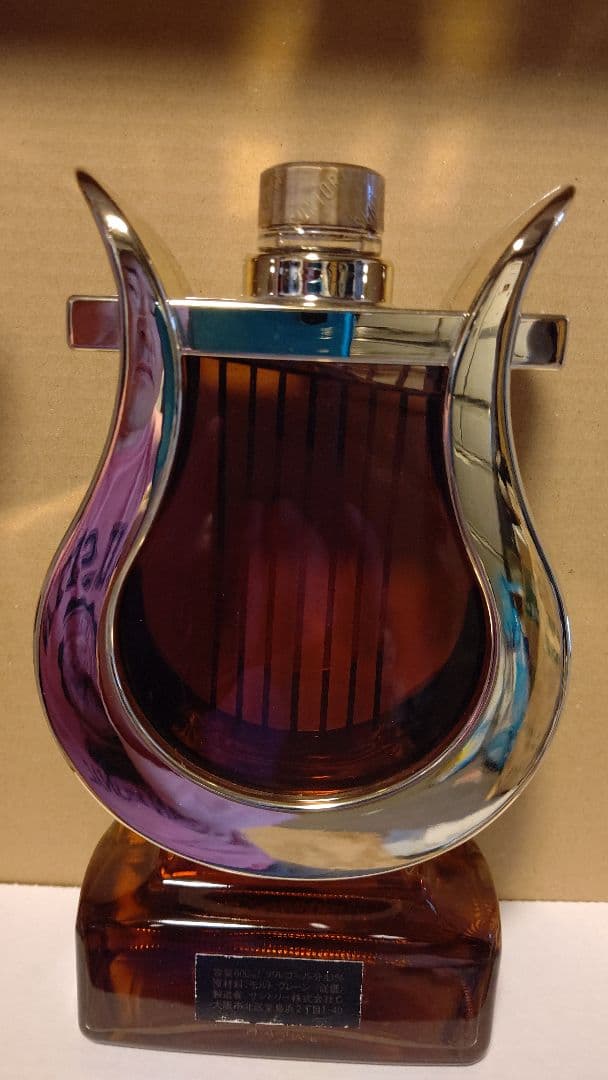 サントリー スペシャルリザーブ ウイスキー 楽器ボトル ハープ型 未開封品