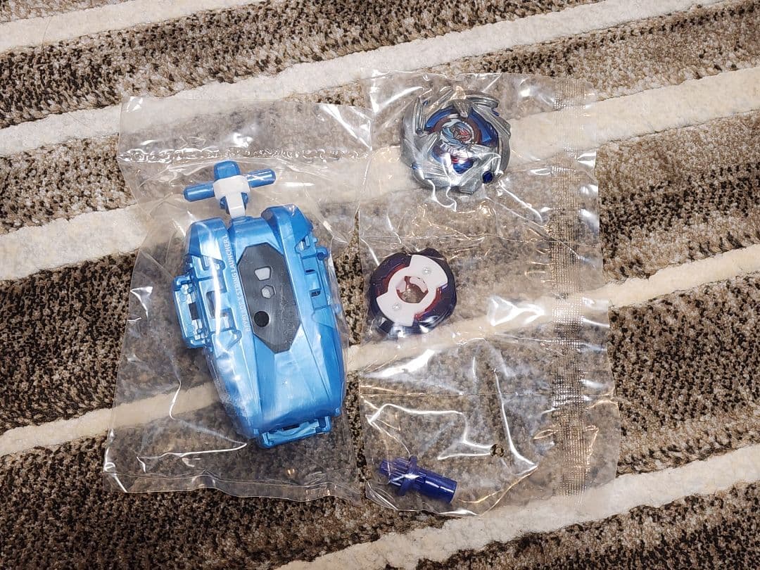 ベイブレードx引退品