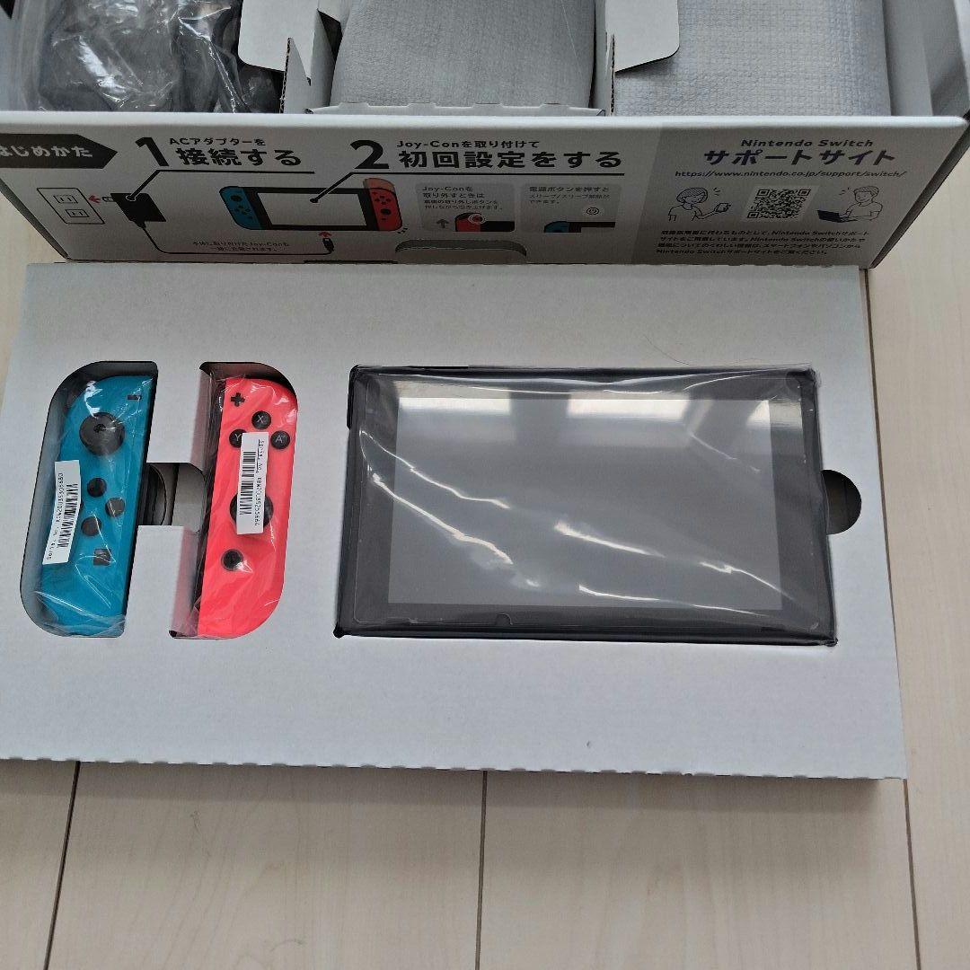 Nintendo Switch 本体 　６４ＧＢ ＳＤカード付き