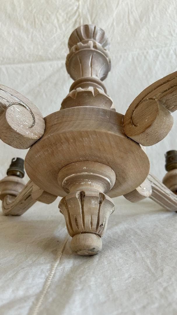 フランスアンティーク 木製シャンデリア 4灯 シャビー 店舗什器