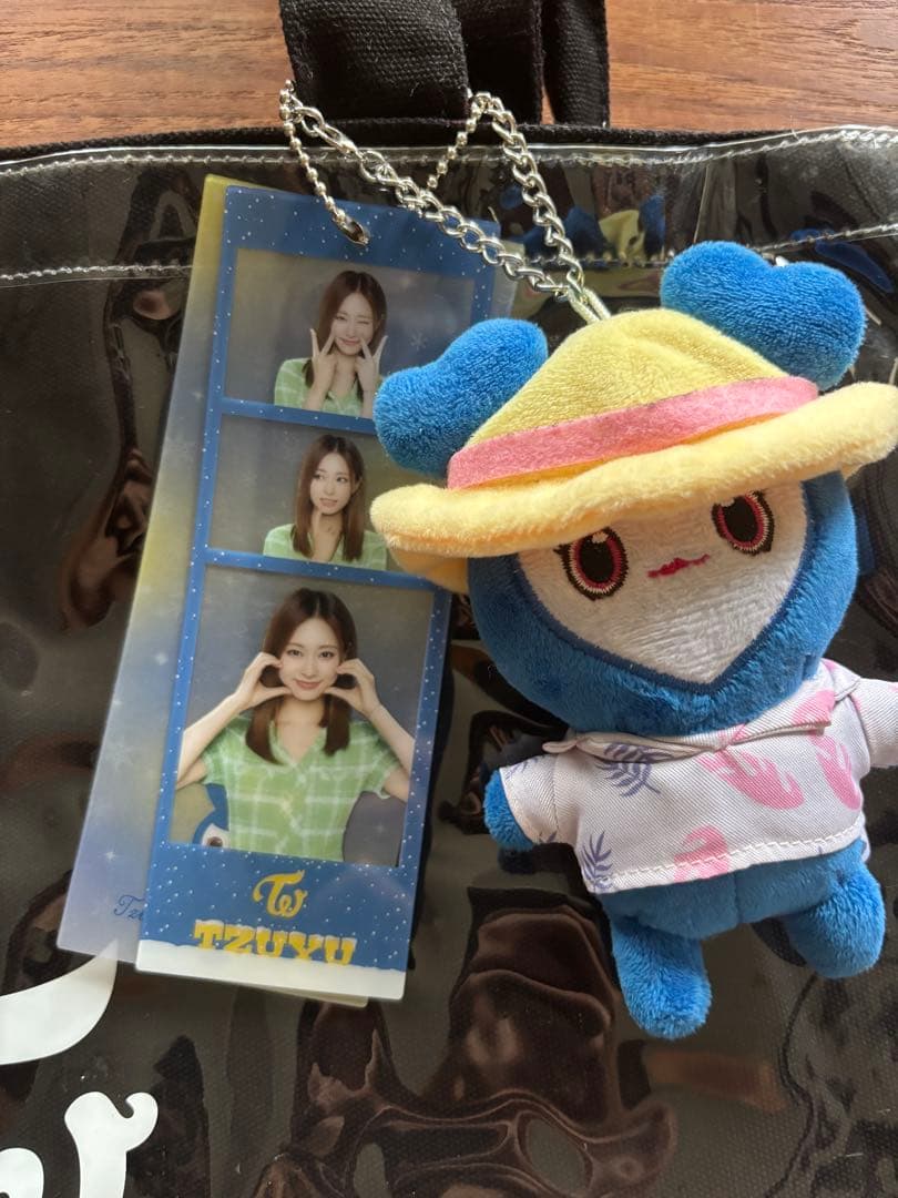 TWICE グッズ 痛バック ツウィ　缶バッジまとめ売り