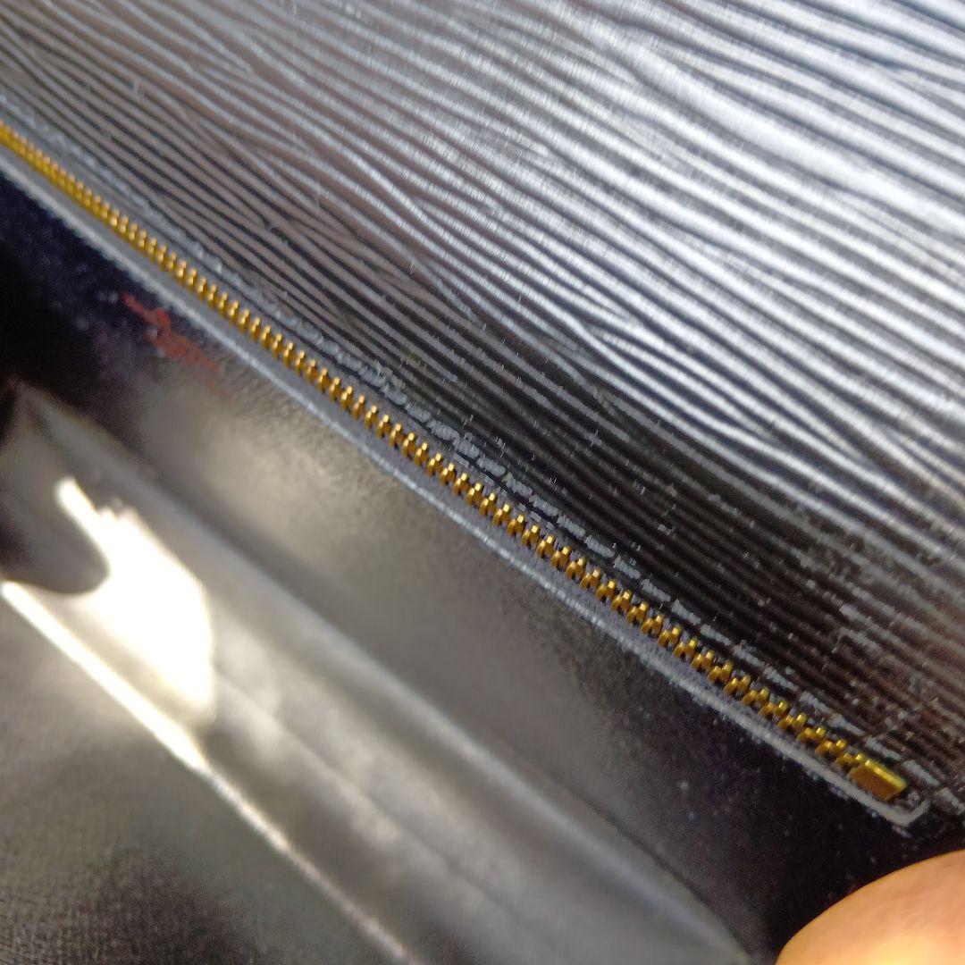 Louis Vuitton エピレザー ビジネスバック(大幅値引きしました）