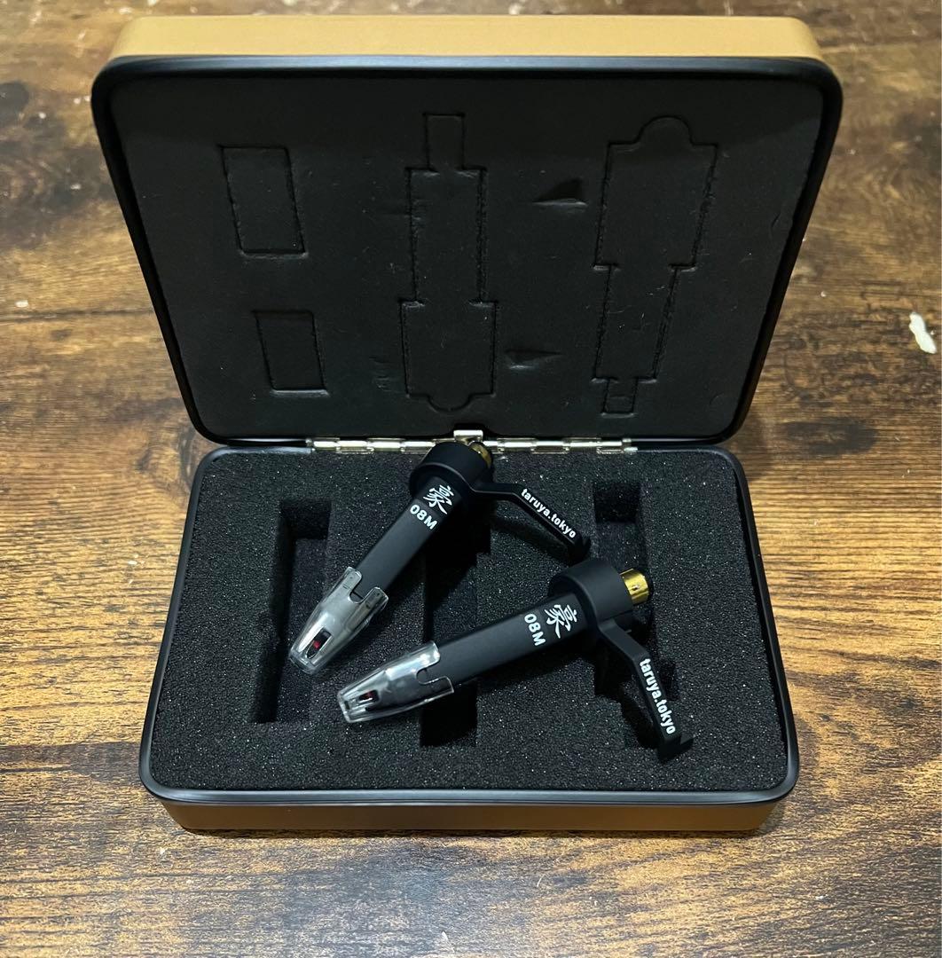 樽屋レコード針Tw-08M黒針(ケース付2本セット)