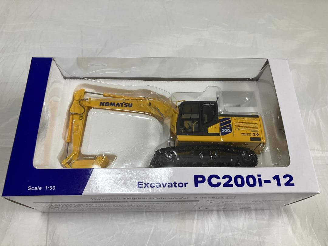Komatsu PC200i-12 エクスカベーター 1:50 Komatsu PC200i-12 エクスカ