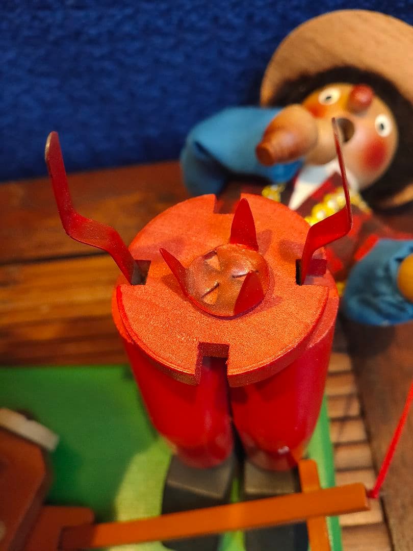 ヴィンテージ 旧西独製 シュタインバッハ 木製 煙出し人形 オルゴール