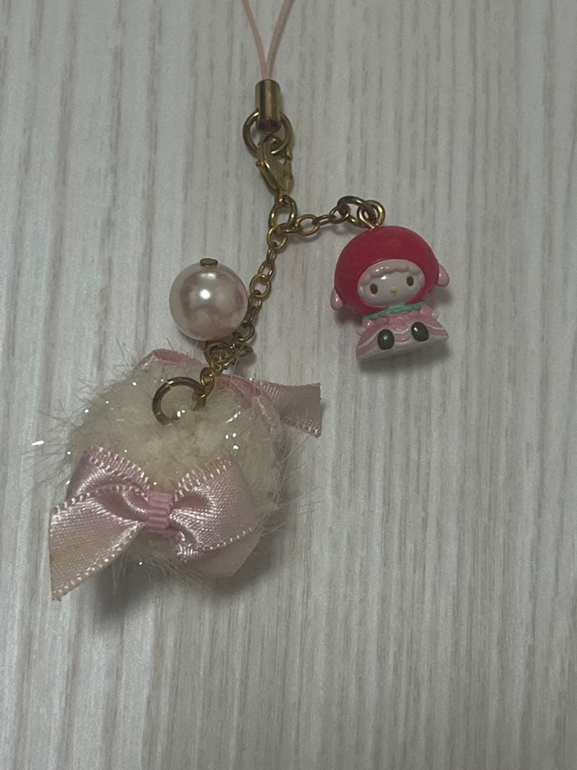 希少 激レア マイスウィートピアノ　いちご頭巾 平成 サンリオ ストラップ