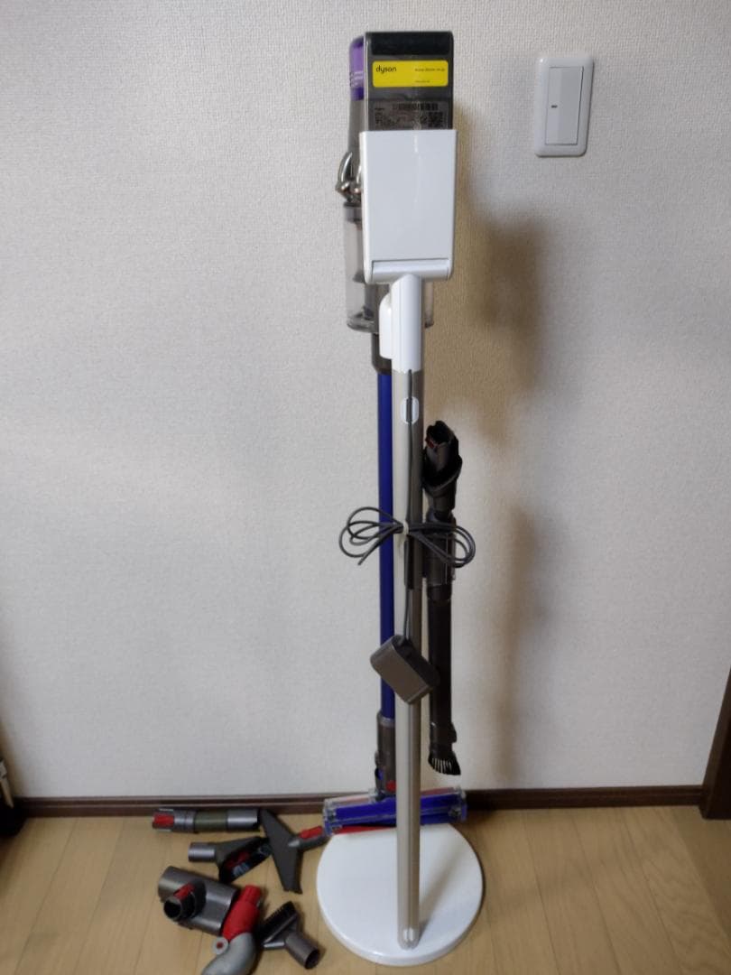 ダイソン☆コードレス掃除機☆V11☆SV14☆バッテリー新品と同等☆1