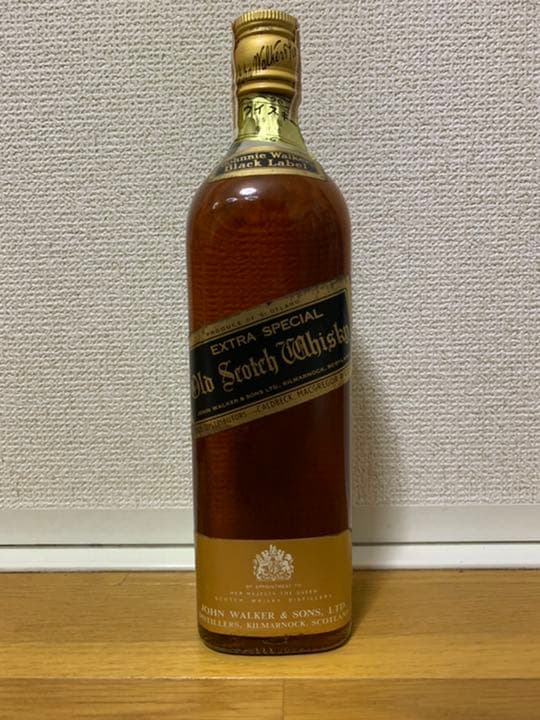 ジョニーウォーカー ブラックラベル 金キャップ 白紋章