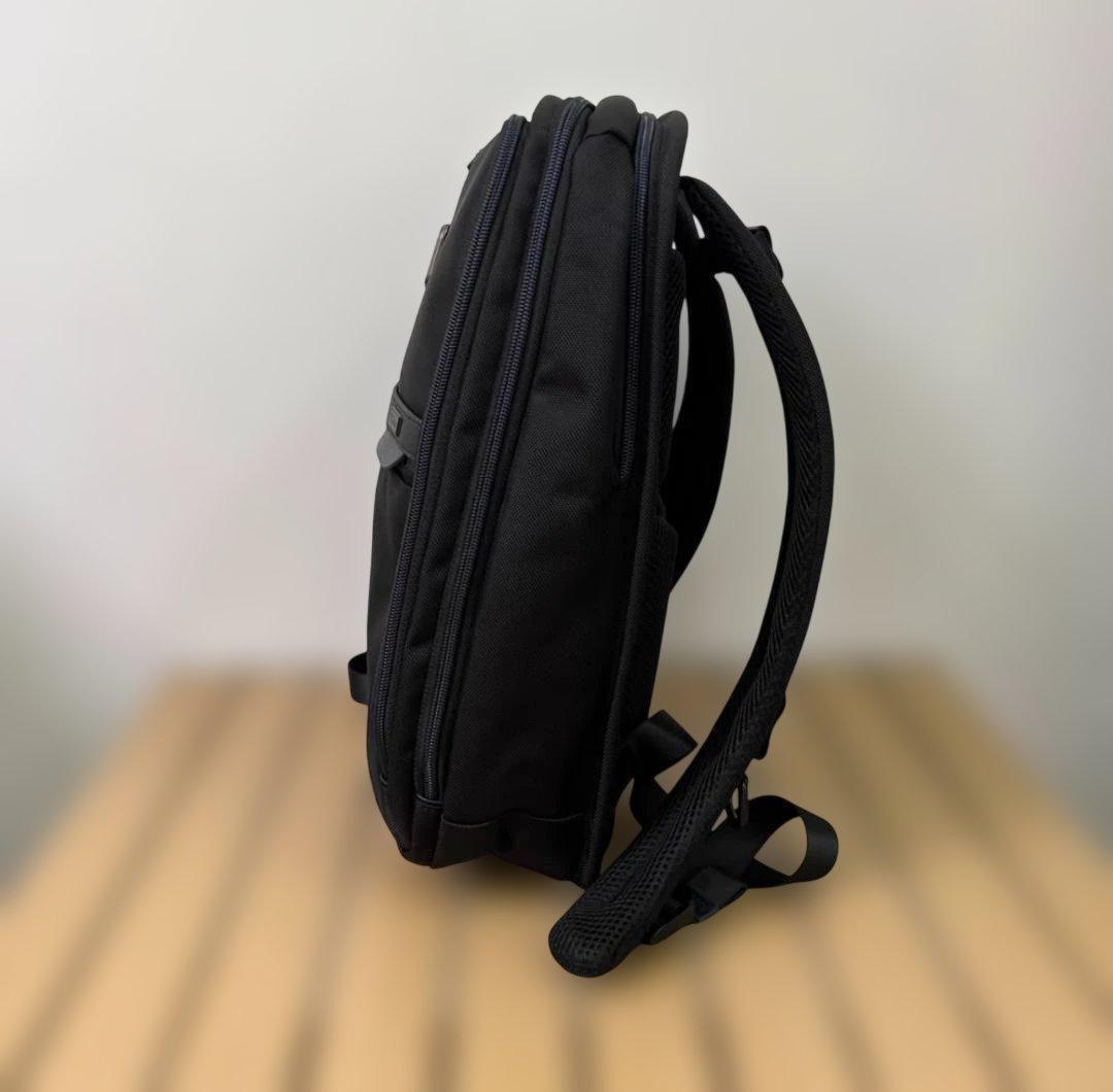 TUMI スリムバックパック ブルーライン