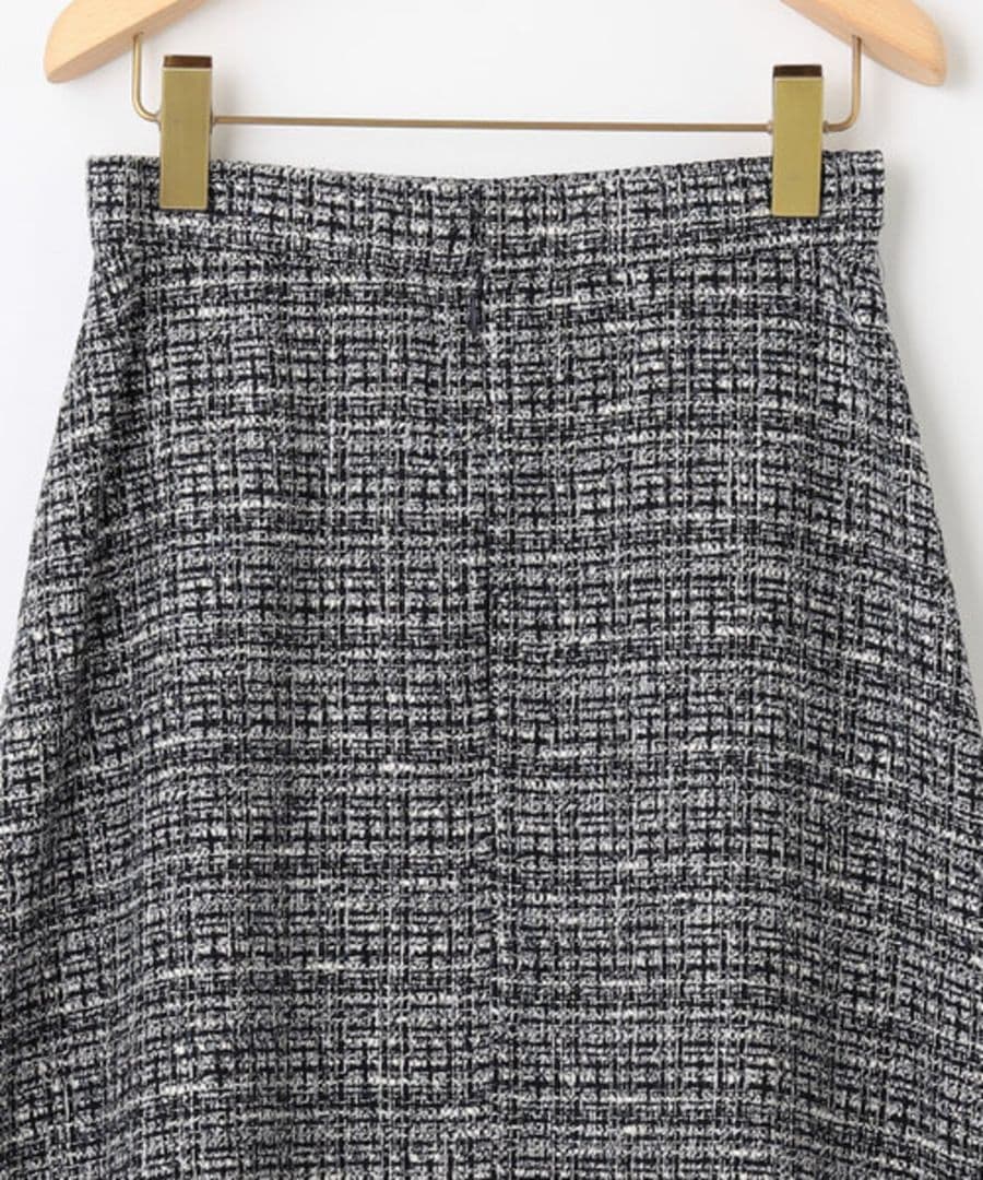 新品未使用 タグ付き 組曲 ラメループモールツイード フレアスカート