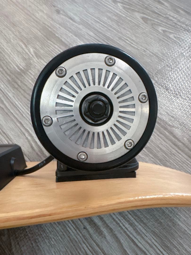 【値下げ】FUGU 電動スケートボード　ブラック　本体＆リモコン