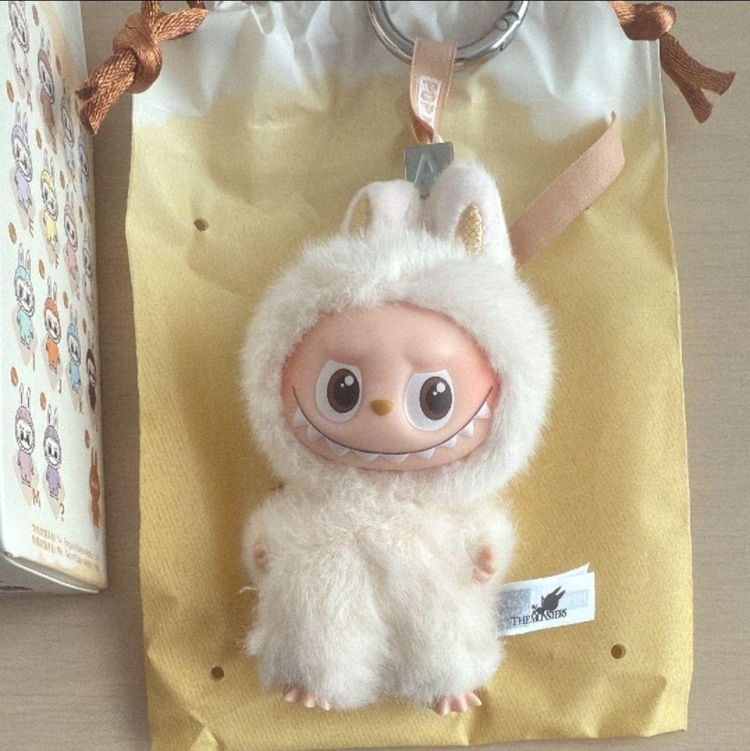 Labubu アルファベット【A】ラブブ ぬいぐるみ ペンダント popmart