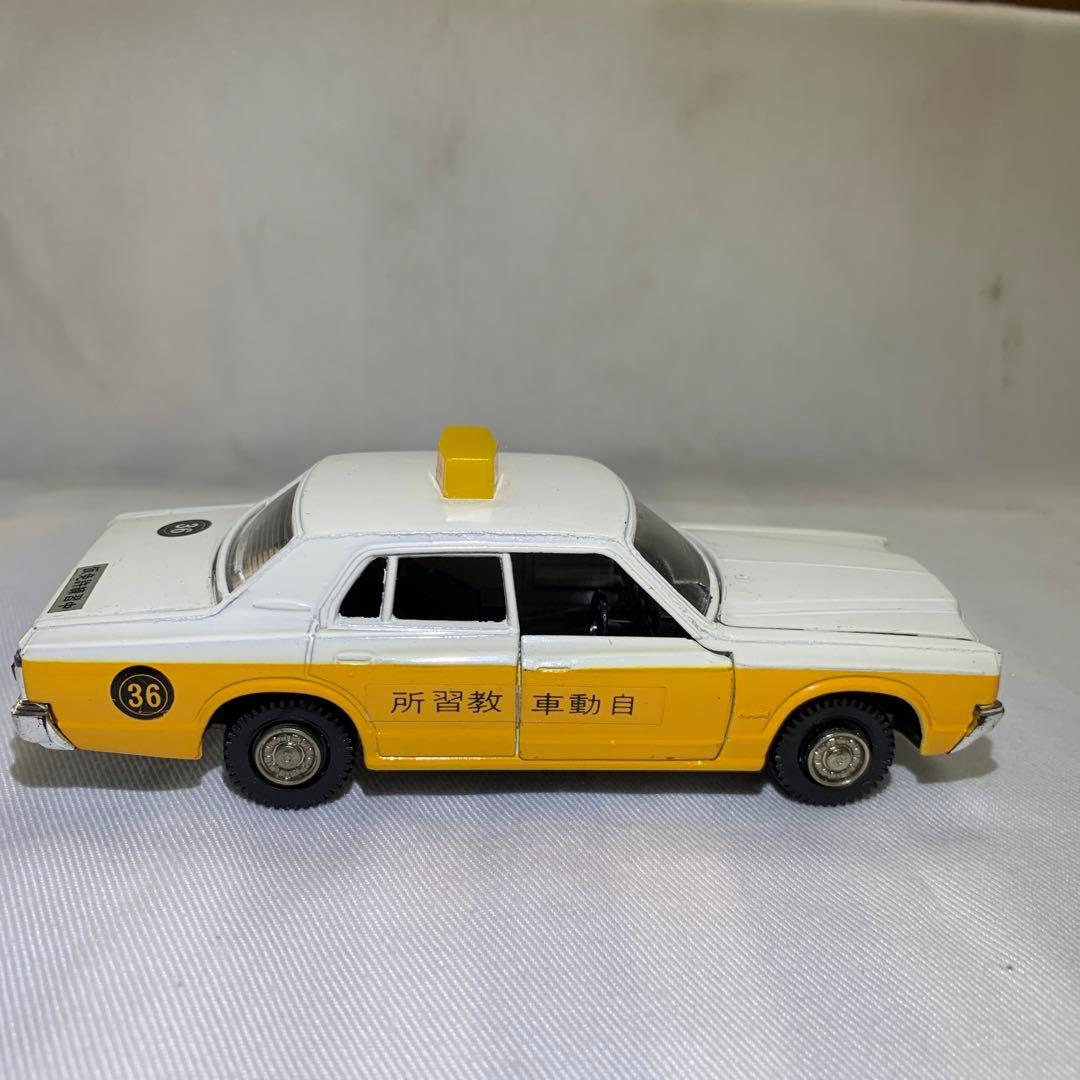 ダイヤペットトヨタクラウン自動車教習車