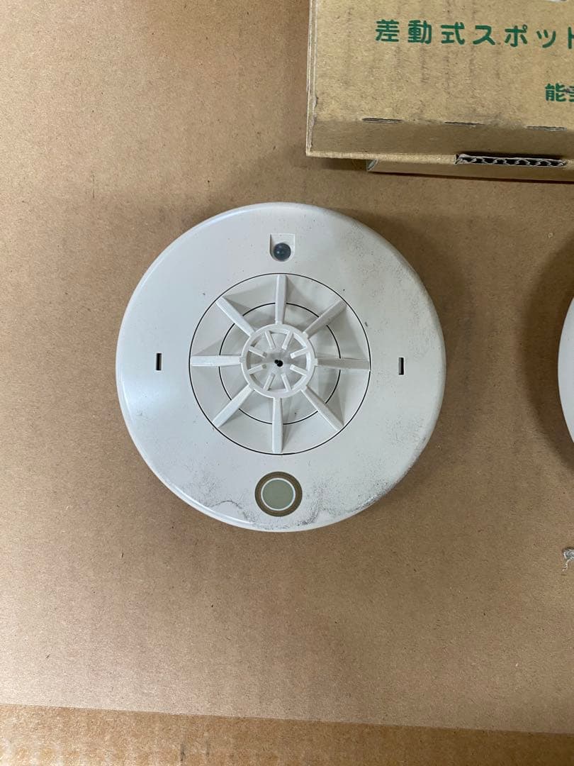 能美防災FDPJ210-D差動式スポット型感知器5個セット - メルカリ