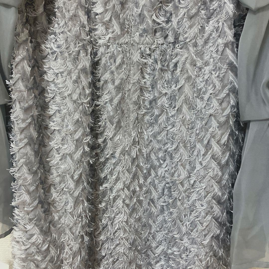 新品　美品　人気　ドリードール　デザインスリーブシャギードレス L グレー