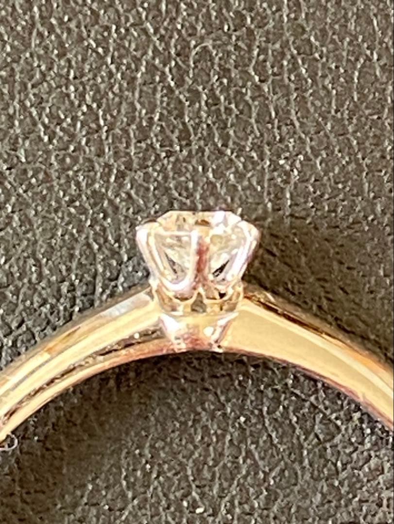 テァファニー　婚約指輪　２０号　0.258カラット