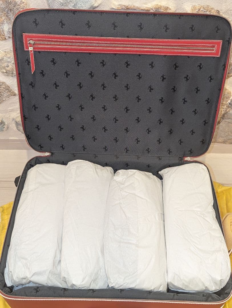非売品 フェラーリ488gtb スーツケース キャリケース Ferrari