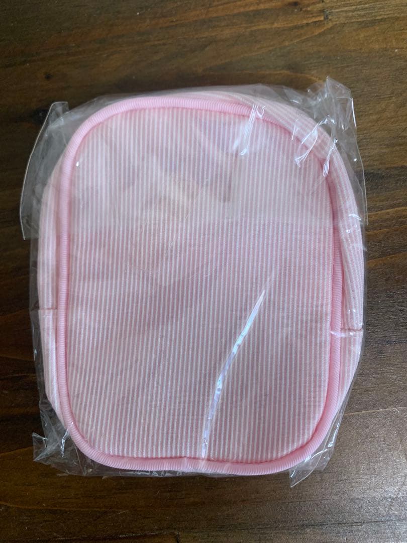 1997年製サンリオハローキティ　ミニミニポーチ　希少品　vivitix