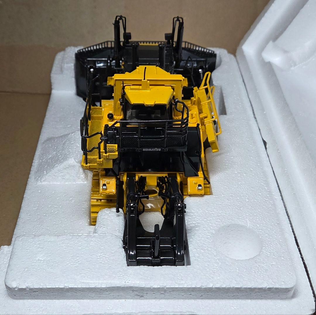 D475A-8 コマツ ブルドーザー 1/50 ファーストギア 建機 模型