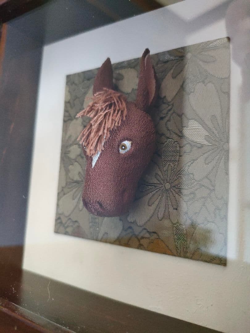 干支 創作人形 インテリア 縮緬 額装 木製 午 No1