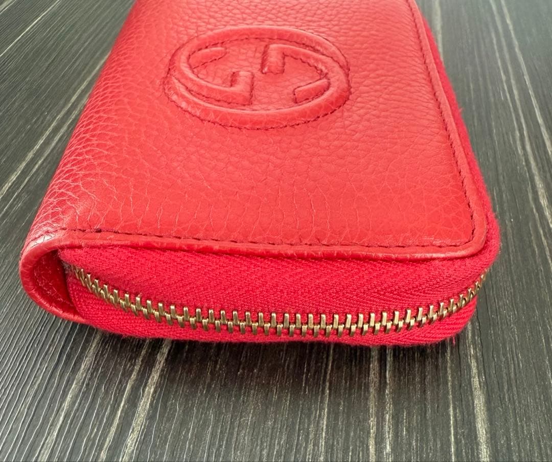 GUCCI　ソーホー　ケース　レザー　ラウンドファスナー　レッド