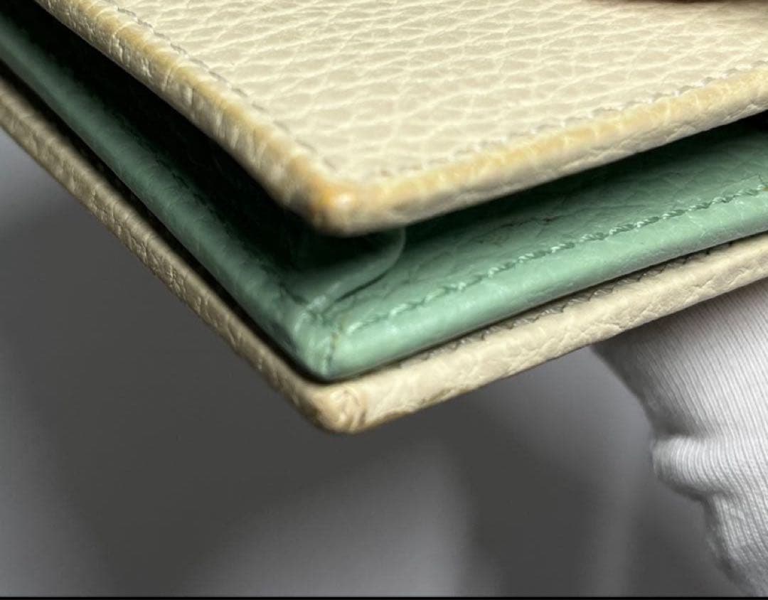 GUCCI GGマーモント 二つ折り財布