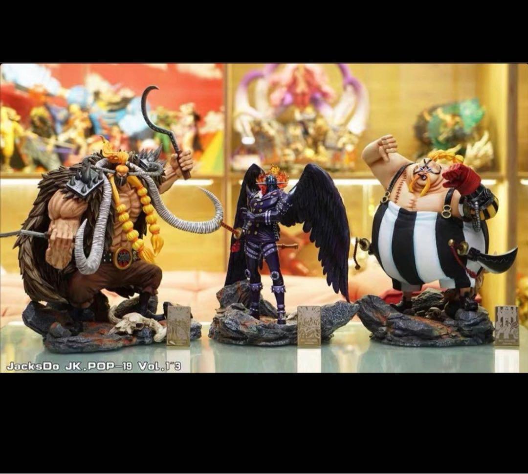 ONE PIECE ワンピース クイーン【人形態】 フィギュア ガレージキット