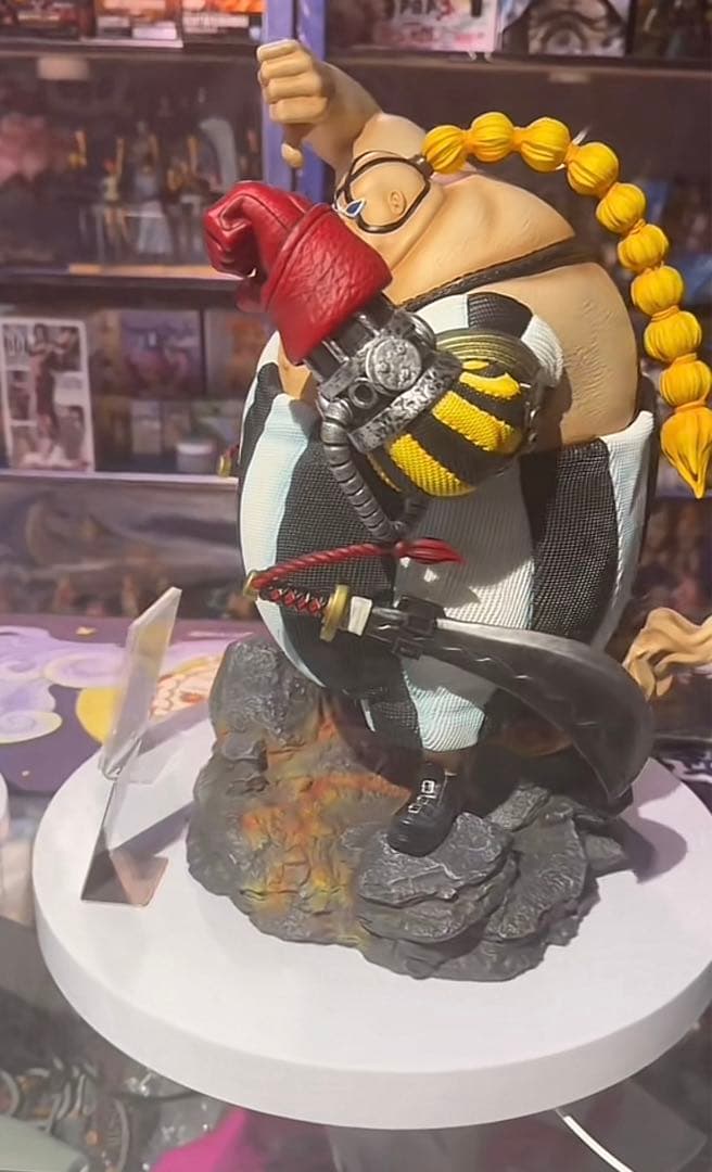 ONE PIECE ワンピース クイーン【人形態】 フィギュア ガレージキット