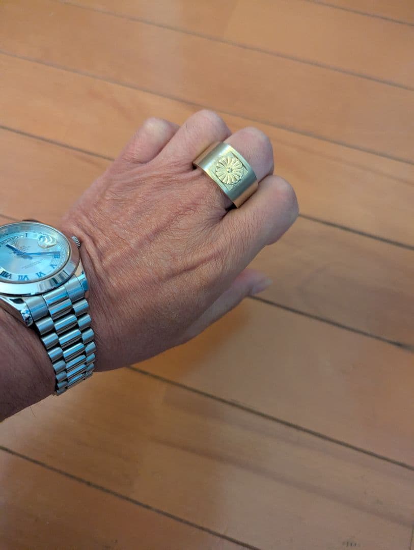 ゴールド印台リング・レトロ菊紋リング・真鍮印台リング・右翼団体・オラオラ系