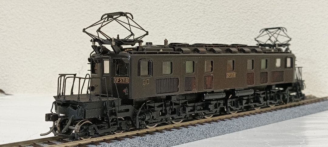 HOゲージ 天賞堂 EF57電気機関車、動作調整済