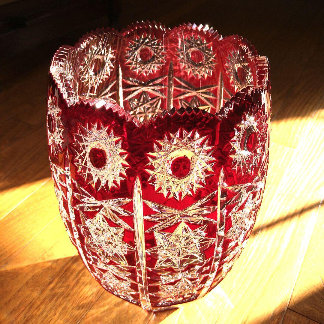 AjkaCrystal アイカクリスタル 色被せ 切子 レッド 赤 花瓶 大