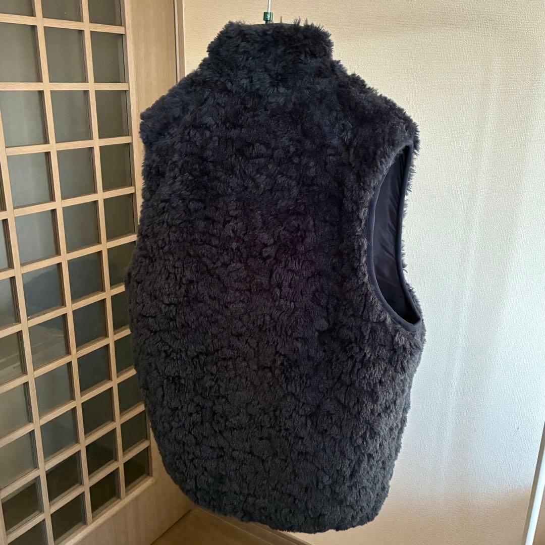 three dotsアップサイクル エコファー ジップベスト　定価4万円