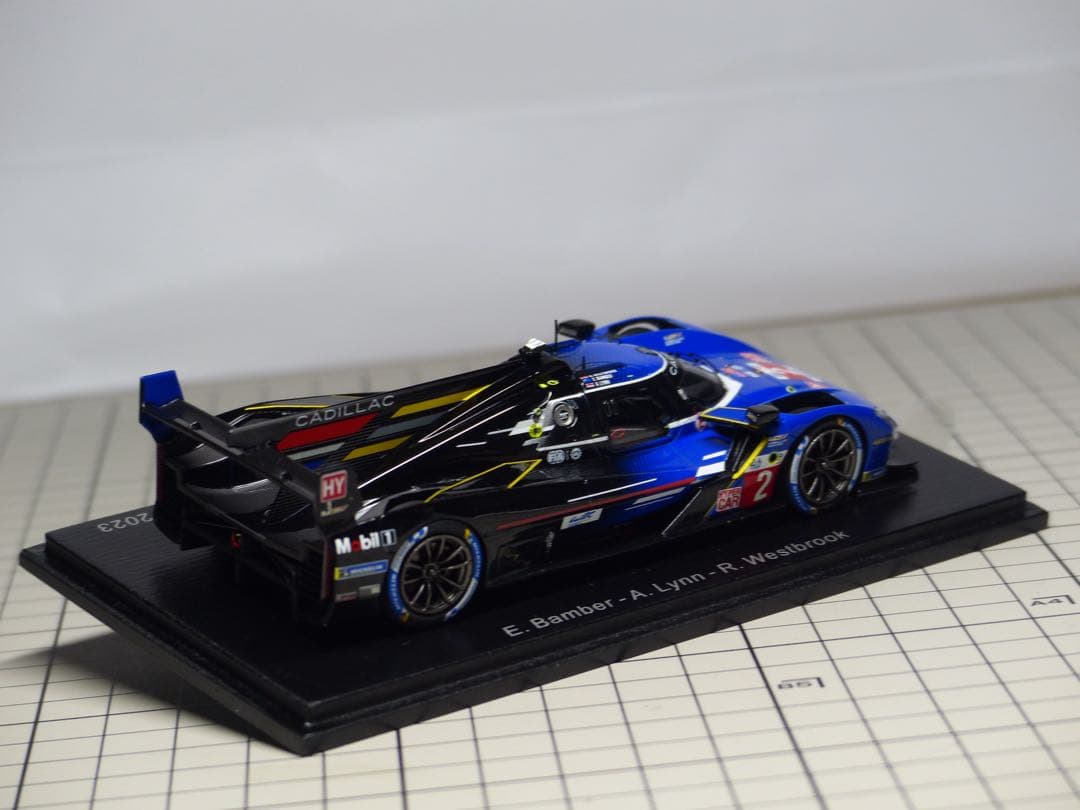 スパークモデル spark 1/43 キャデラック v-series.r