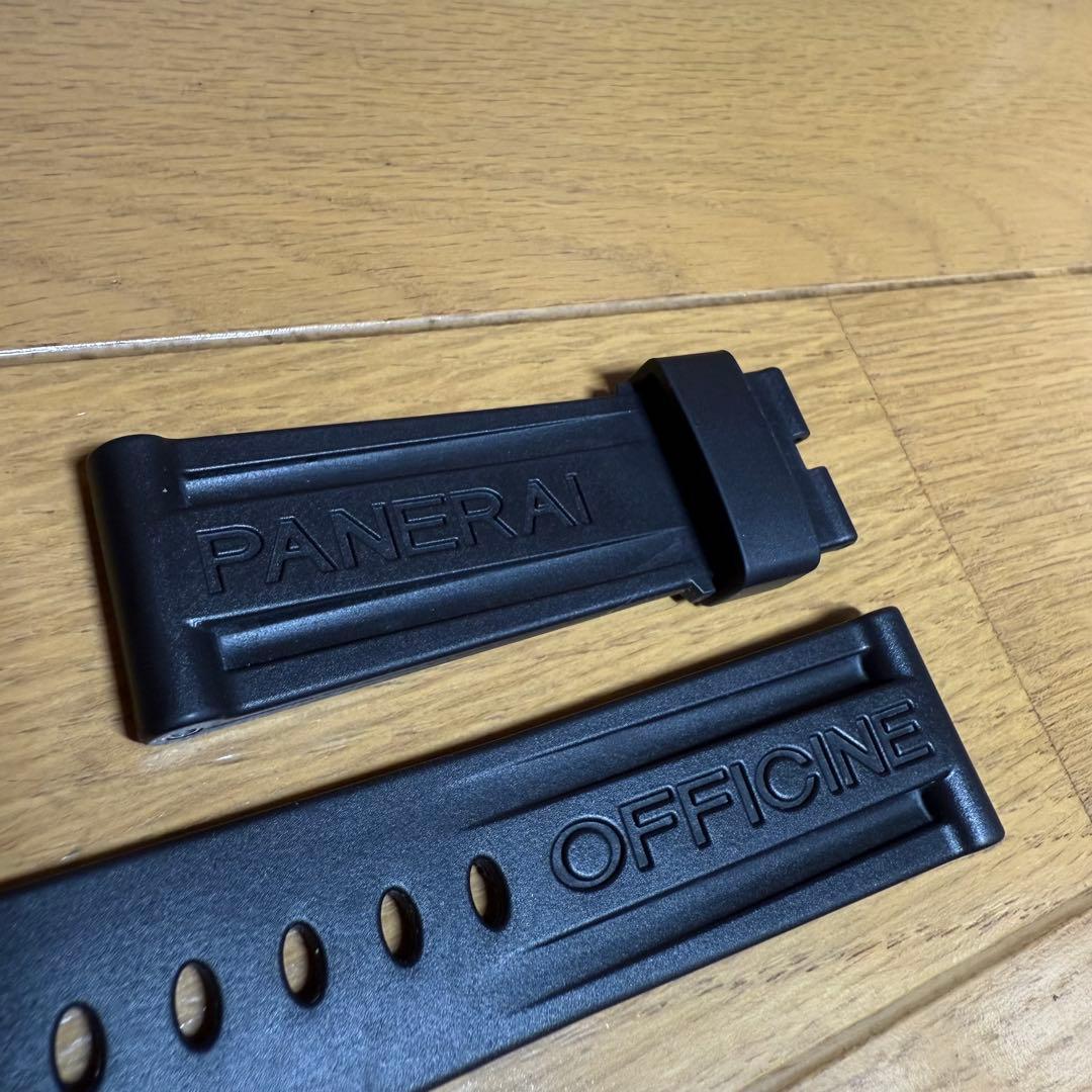 【未使用】パネライ 純正時計ベルト ラバーベルト