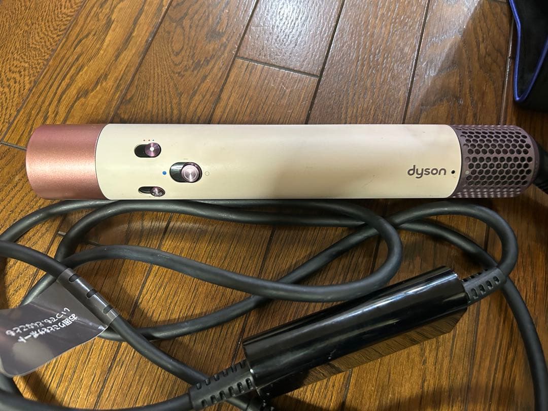 ⭐︎ナオ村⭐︎ダイソン⭐︎ドライヤーairwrap保証付