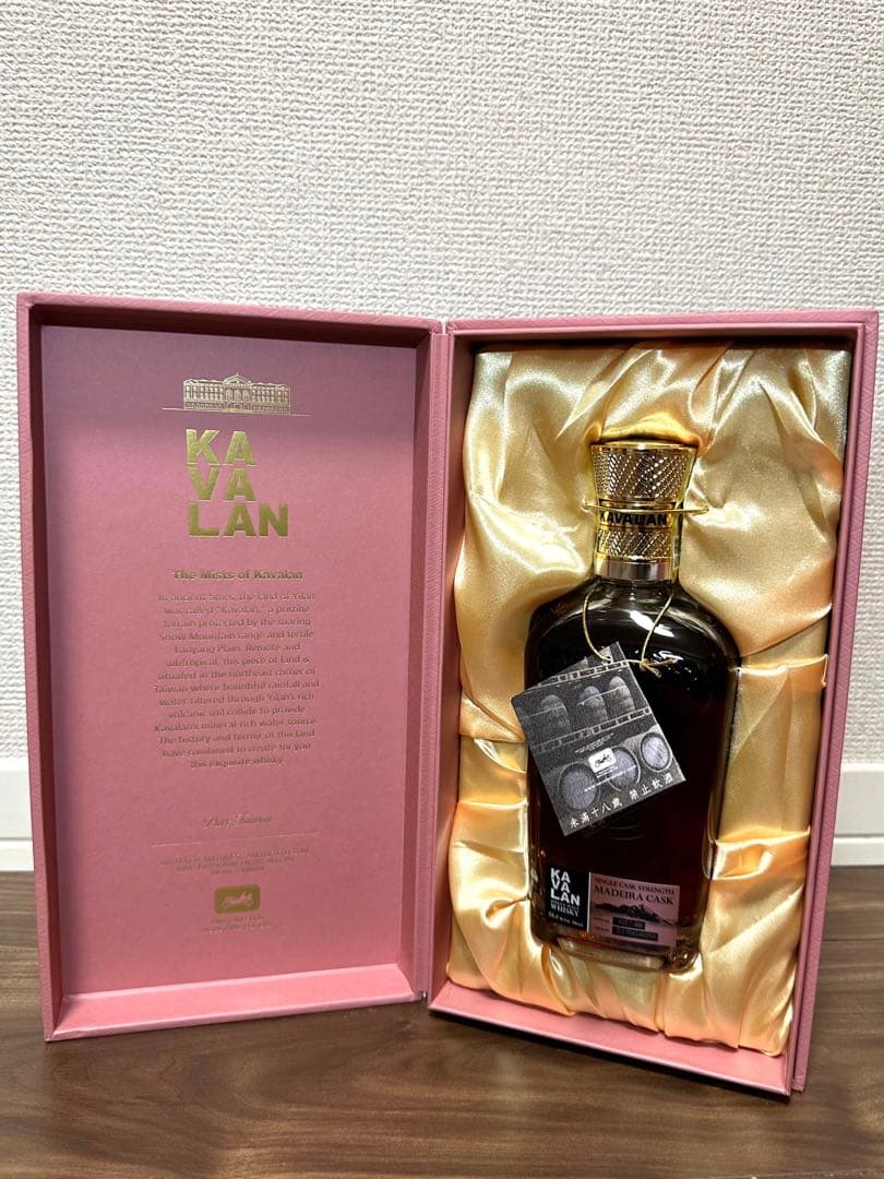 KAVALANカバラン【蒸留所限定 ！】マデイラカスクストレングスシングル