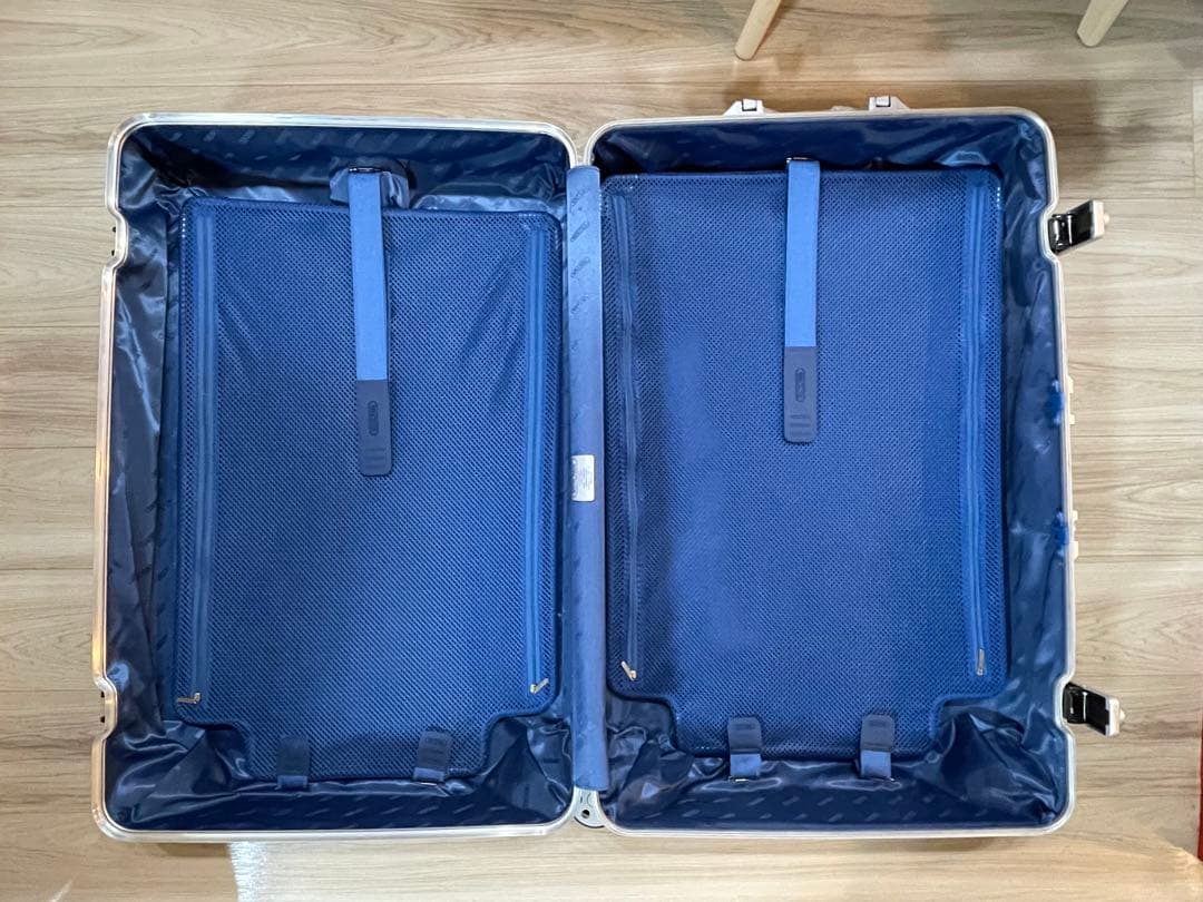 リモワ オリジナル チェックインL 86L 4輪 TSAロック シルバー アルミ