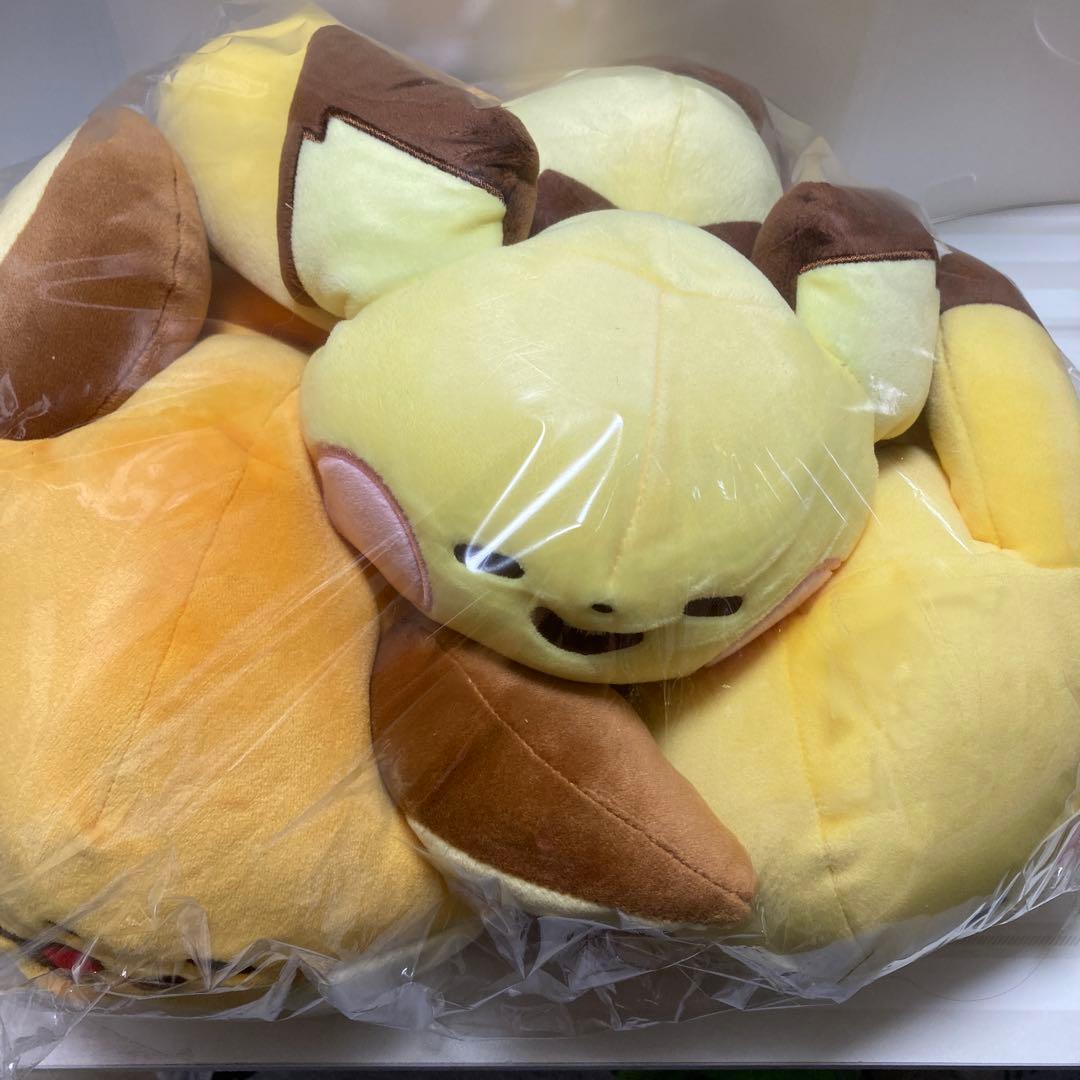 カナヘイ　ライチュウ　ピカチュウ　ピチュー