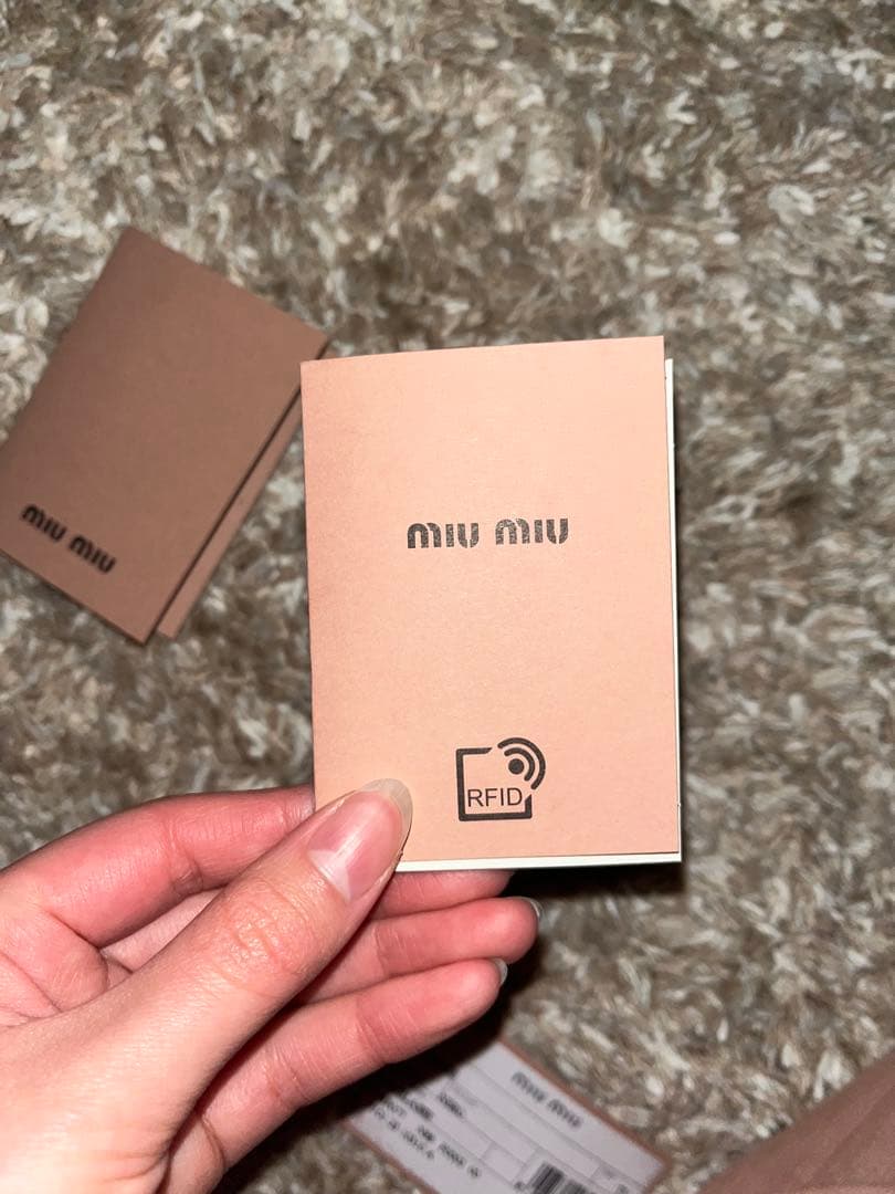 レイ アルカディ マテラッセレザー ミニバッグ