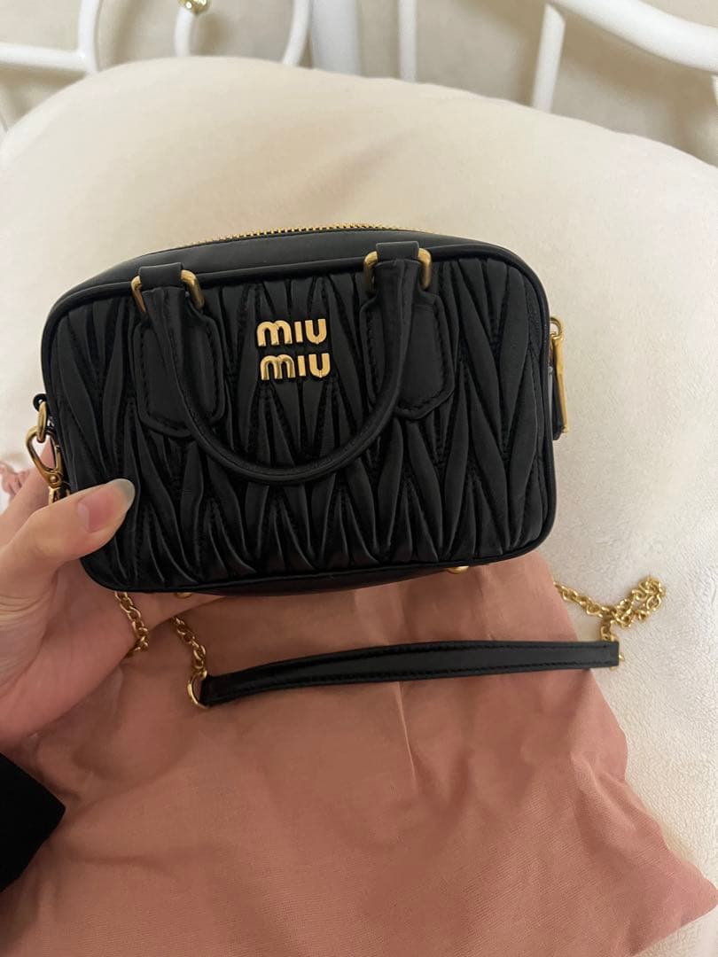 レイ アルカディ マテラッセレザー ミニバッグ