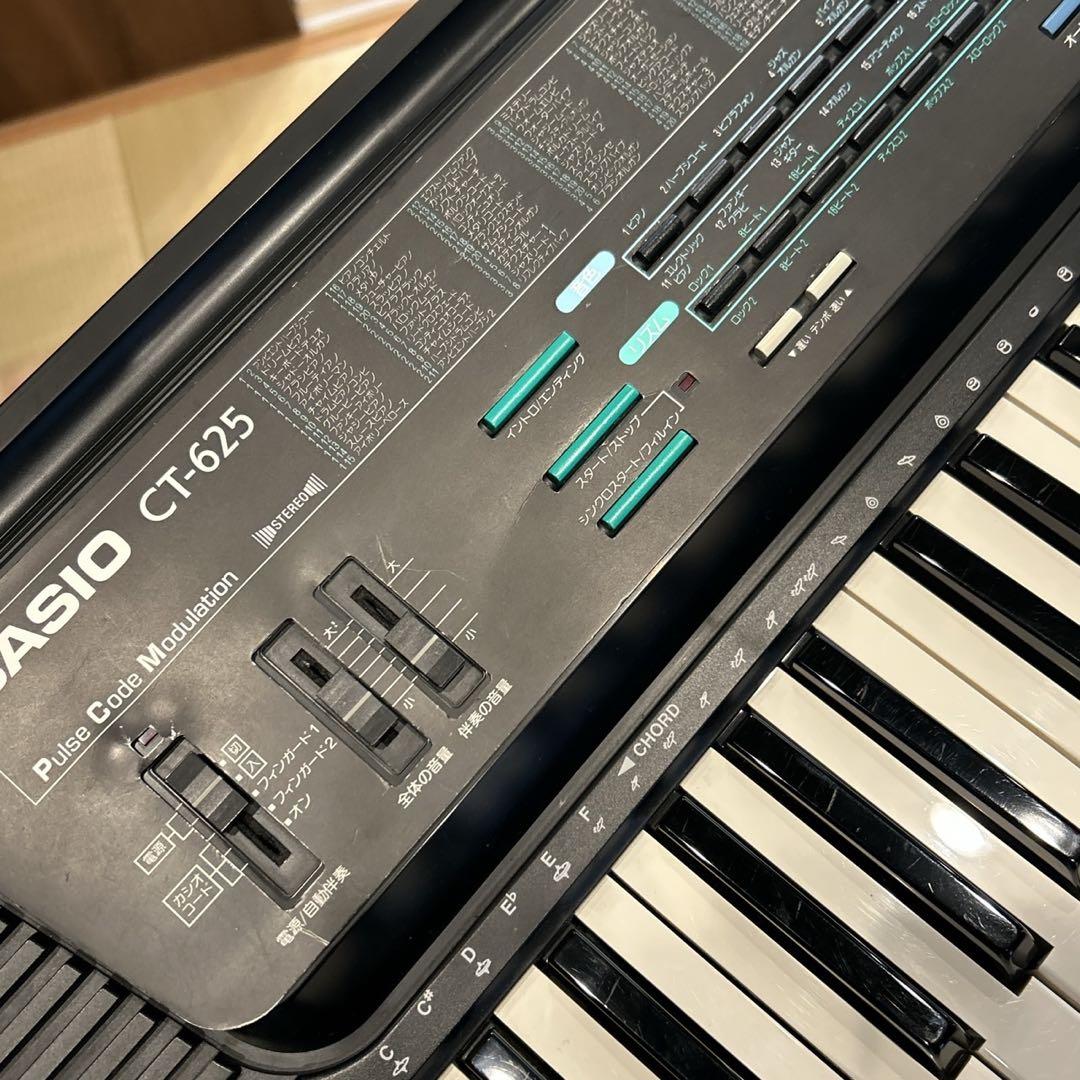 CASIO カシオ　CT-625 ピアノ　電子キーボード　スタンド付き