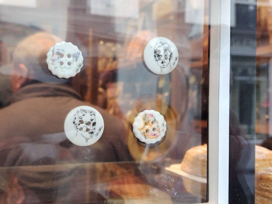 ポワラーヌkidsuper Studiosコラボ ガレットデロア2026フェーブ - メルカリ