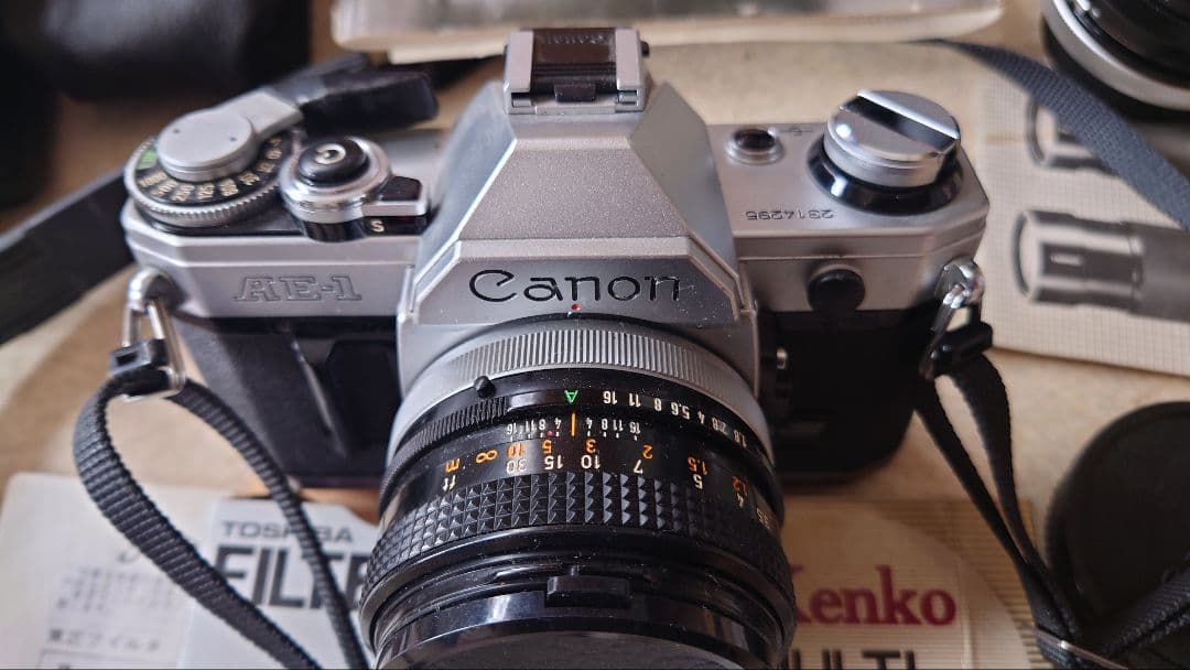 ◇Canon AE-1 /カメラ ズームレンズ ストロボ set カメラ