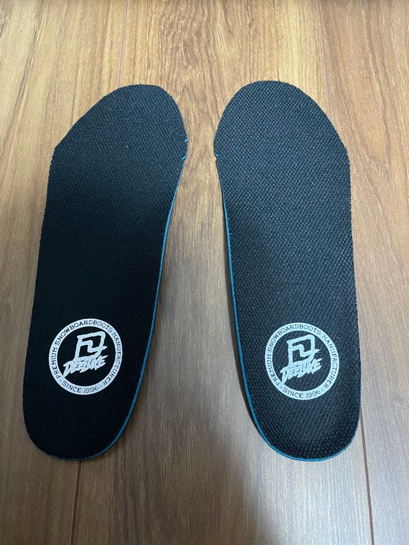 DEELUXE ID WOW 18-19 25.5cm サイン入り 白 黒