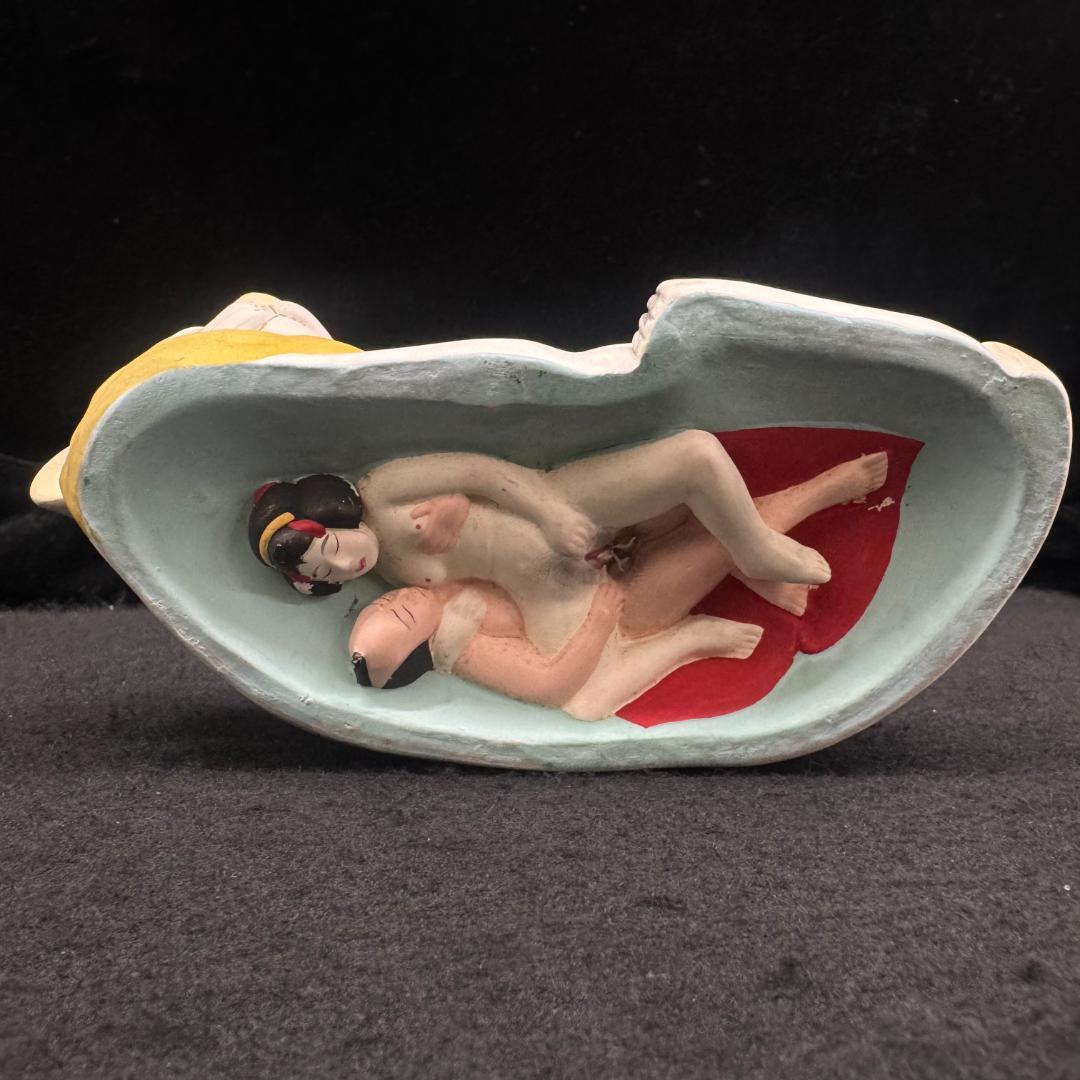 超希少 眠り猫 春画人形 裏隠し 伝統工芸 置物 秘画 枕絵 浮世絵