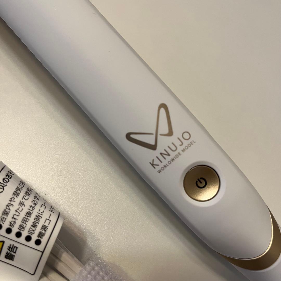 絹女 KINUJO DS200ストレートヘアアイロン ホワイト